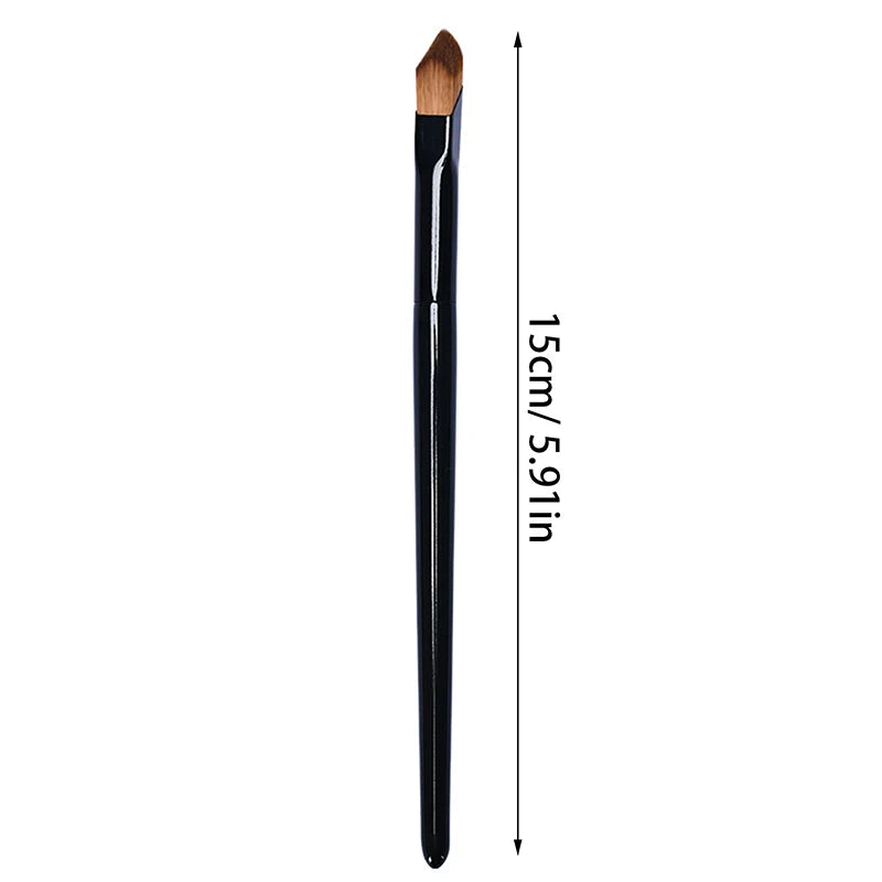 Angled Highlighter Brush for Face Contour and Concealer - Synthetic Hair, Small Size