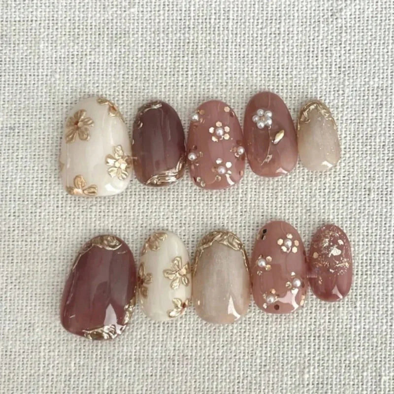 10pcs Short Oval Nails Coffee Pink White Press-On Nails with Gold Foil Flowers