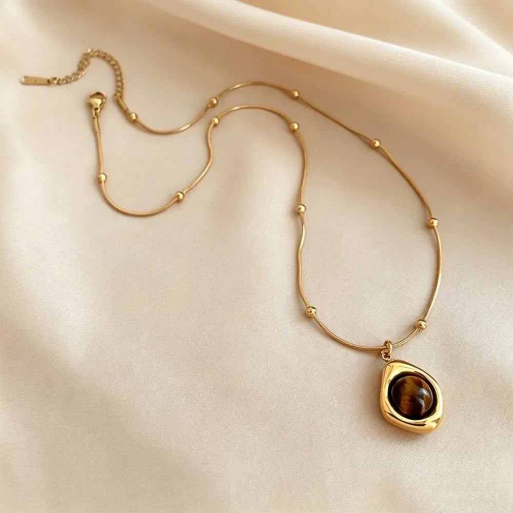 Retro Tiger Eye Pendant Necklace for Women Jewelry Layered Collarbone Chain