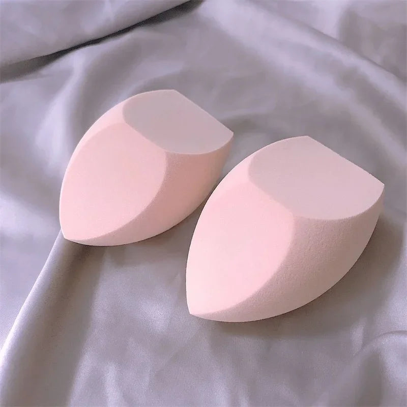 Large Dual-Use Makeup Sponge for Wet & Dry Application - Soft Foundation Puff