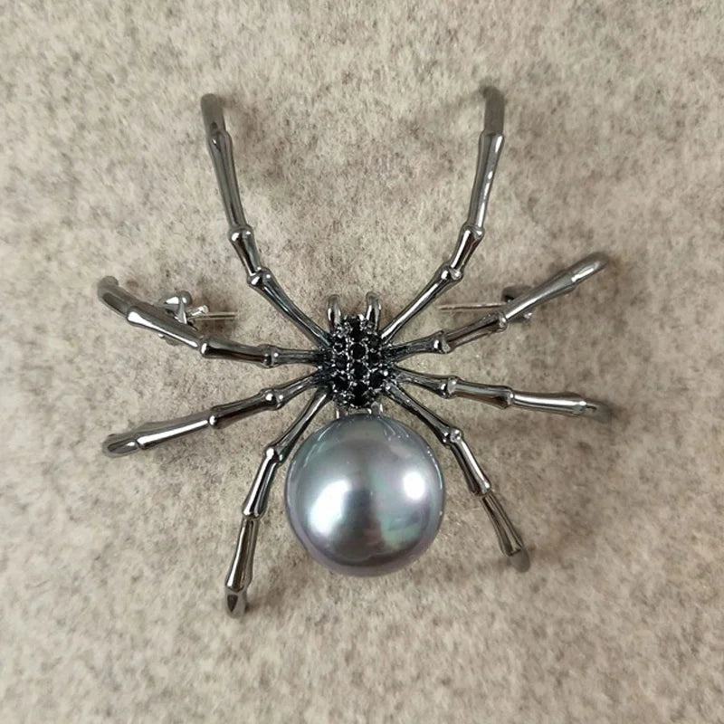 Unisex Creative Spider Brooch Pin - Exaggerated Metal Accessory for Parties and Festivals