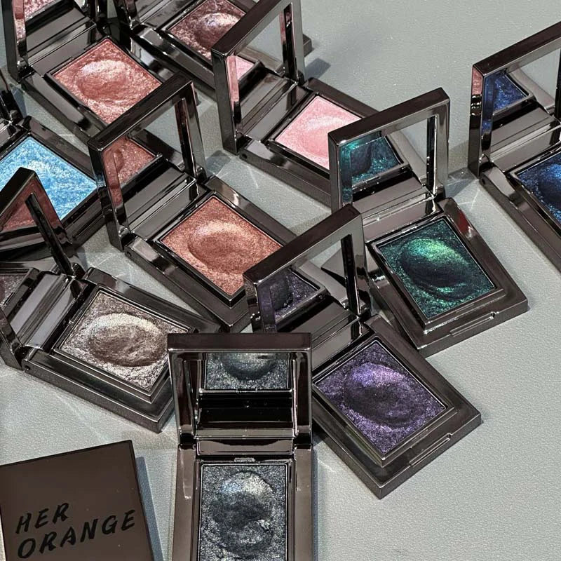 Metallic Glitter Eyeshadow Palette with Buildable Shimmer - Multiple Colors
