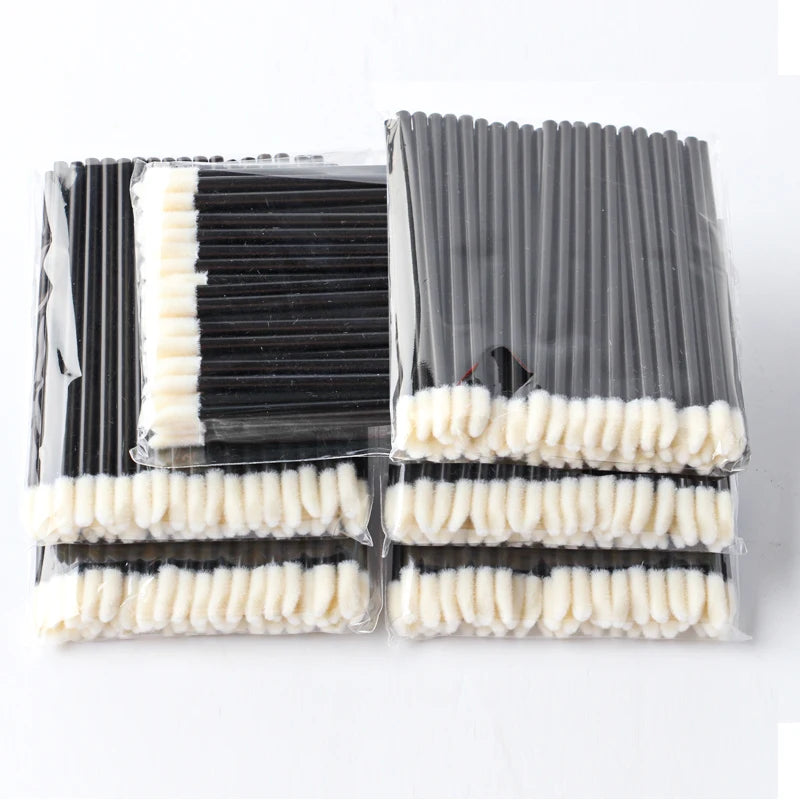 Disposable Lip Makeup Brush Set - 50 pcs Soft Lipstick Applicators & Mascara Wands