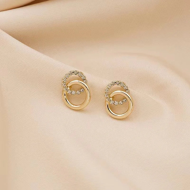Women's Diamond-Encrusted Circle Earrings - Elegant Daily Wear Jewelry