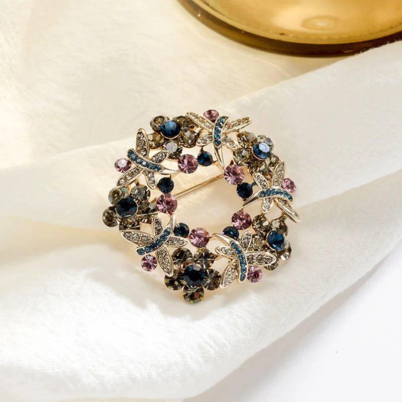 Women Elegant Crystal Garland Brooch Pin - High-End Fashion Accessory for Clothing & Gifts