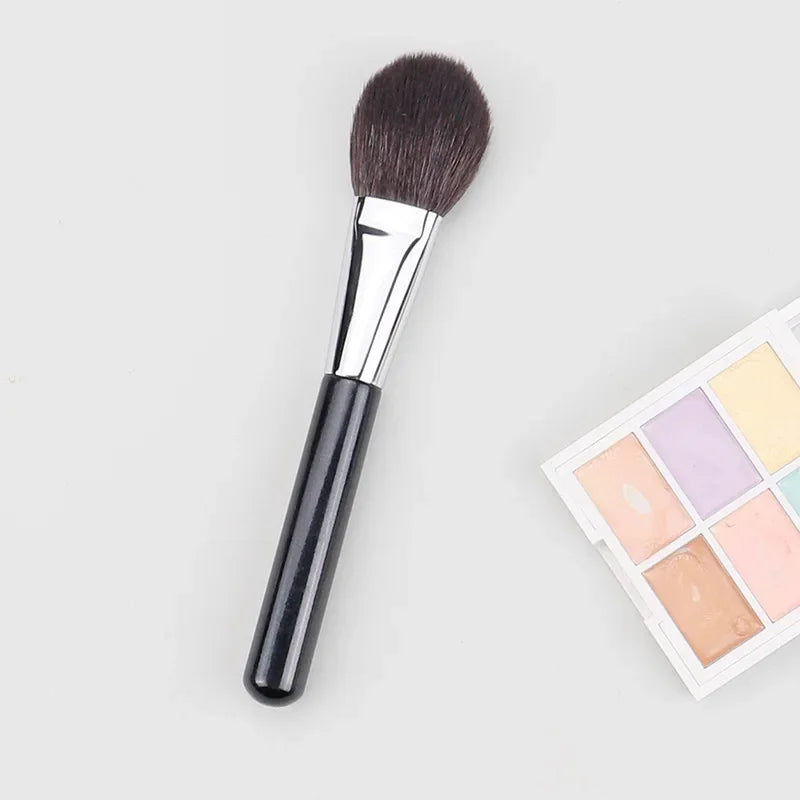 Professional Blusher Brush with Goat Hair for Powder & Bronzer Makeup
