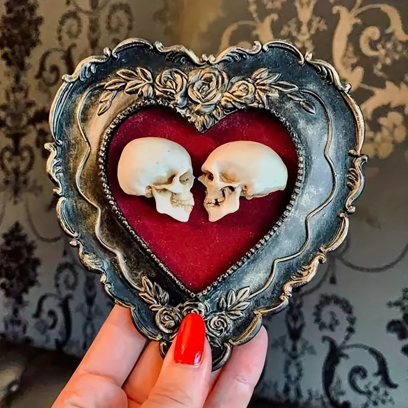 Skull Heart Love Statue for Wedding Halloween Home Decor - Party Decoration