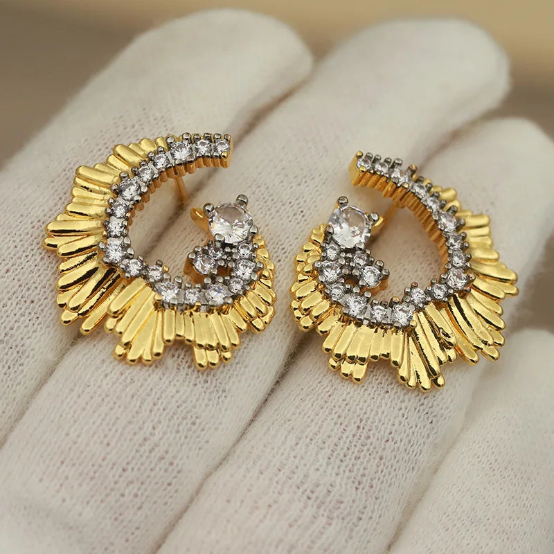 Irregular Heart Stud Earrings for Women - Zirconia Hollow Jewelry