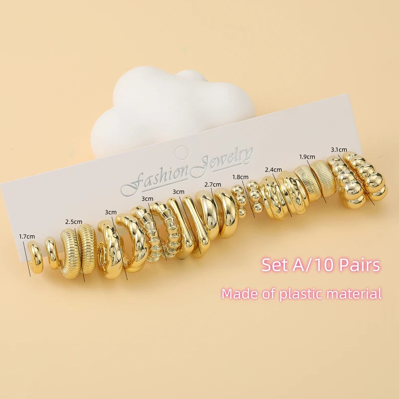 Fashion Earrings Set 10/40 Pairs Ladies Jewelry with Gold-Plated Plastic Material