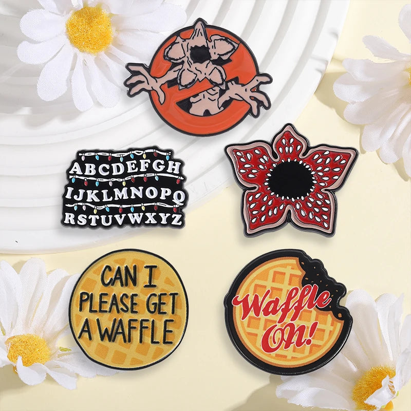Sci-Fi Horror Enamel Pin Set - Spooky Flower Monster Halloween Brooches Jewelry Gift