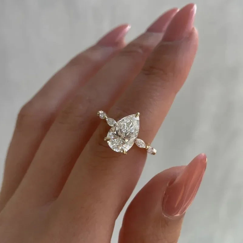 Oval Geometry Gold Rings for Women with White Stones - Multiple Sizes