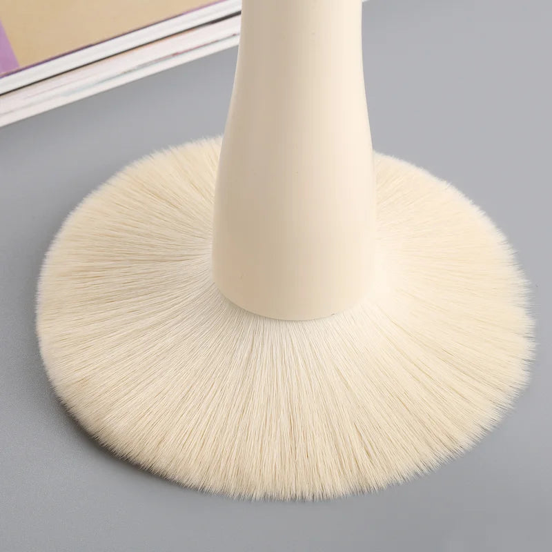 Large Powder Brush for Makeup - Soft Synthetic Bristles, Full Face Coverage
