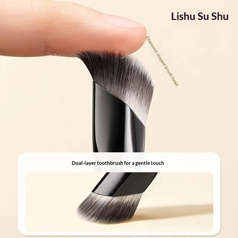 Multi-purpose Flat Slanted Concealer Brush for Acne Scars & Dark Circles