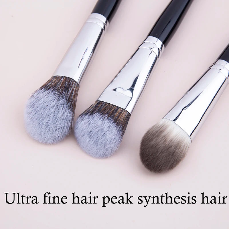 Cream Blush Brush for Powder & Stippling Application - Professional Makeup Tool