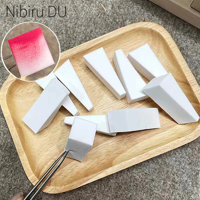 Nail Art Triangle Sponges and Fine Nail Brush Set for Gradient and Color Fading DIY Nails