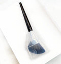 Pro Demi Fan Brush 72 Featherweight Soft Bristle Powder Makeup Brush