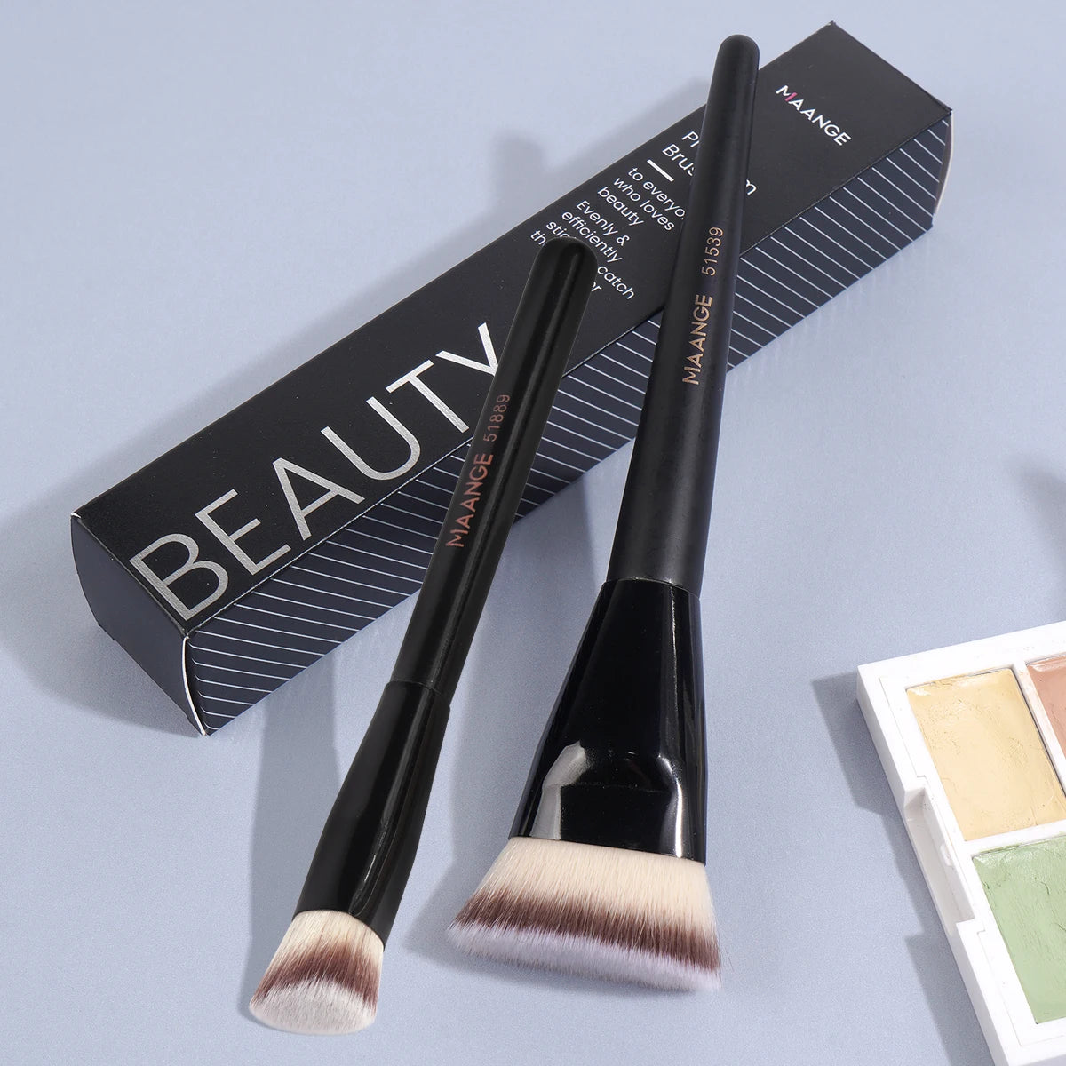 2Pcs Makeup Brush Set for Foundation, Concealer & Contouring - Synthetic Hair
