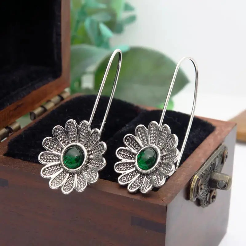 Vintage Green Flower Earrings for Women Silver Jewelry Gift