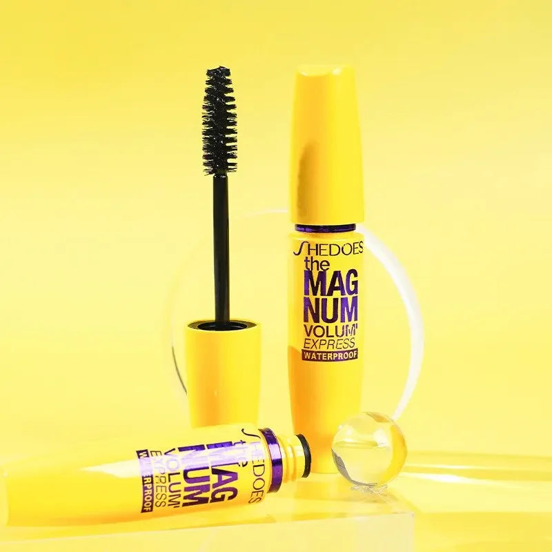 Waterproof 3D Mascara for Long-Lasting Voluminous and Curling Lashes