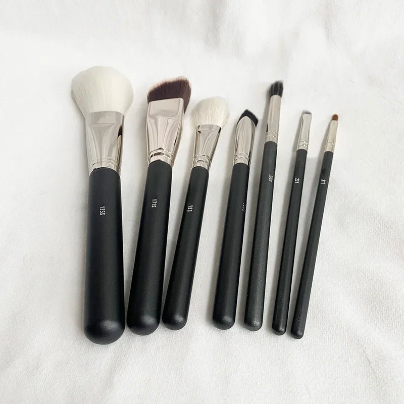 Makeup Brush Set with Powder, Foundation, Blush & Concealer Tools