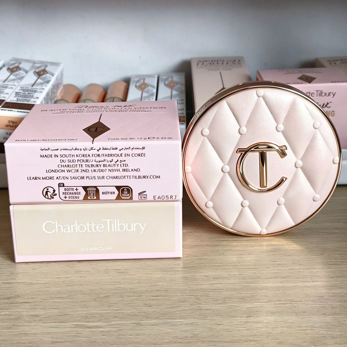 Portable SoftLight Oil Control Liquid Foundation with Micro Light Powder Air Cushion - Natural Makeup