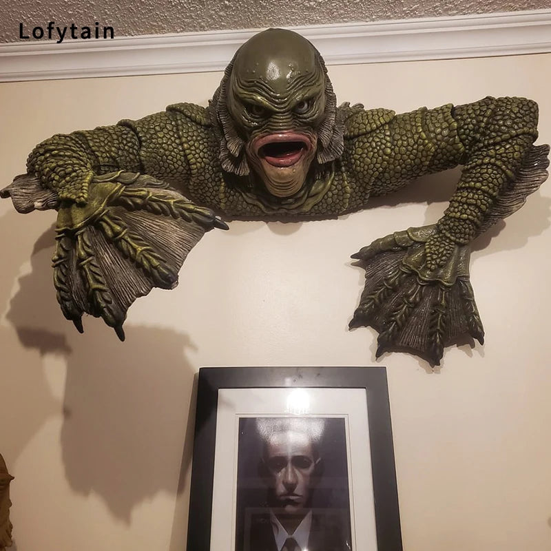 Creature from the Black Lagoon Monster Lizard Model Decoration for Halloween & Outdoors