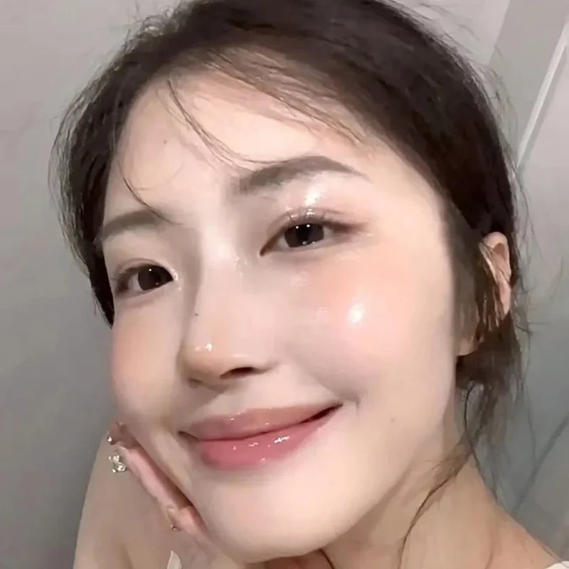 Water-Activated Highlighter Plate for Face Contouring & Brightening - Natural Water Light Effect