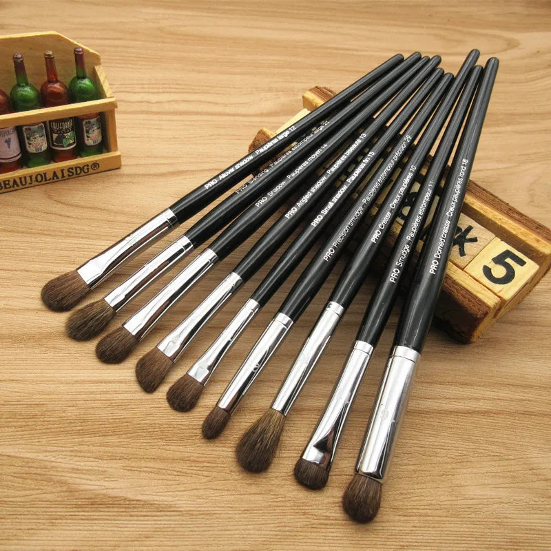 4pcs Makeup Brush Set - Eye Shadow, Lip, Brow, Concealer, Blending, Crease