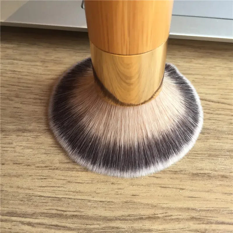 Airbrush Finish Bamboo Makeup Brush for Powder, Bronzer & Blush - Soft Synthetic Hair