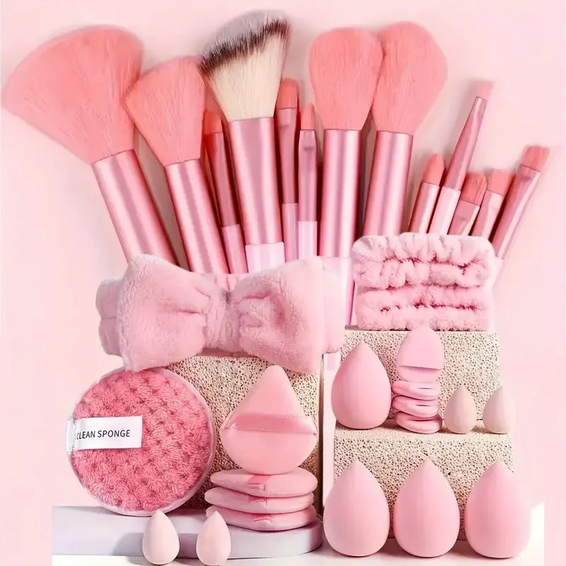 Professional Makeup Brush Set with Accessories - Soft, Suitable for Beginners