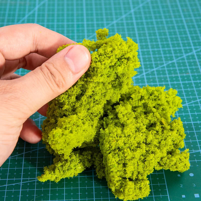 HO Scale Miniature Shrubs Bushes for Model Railway Dioramas - Various Colors