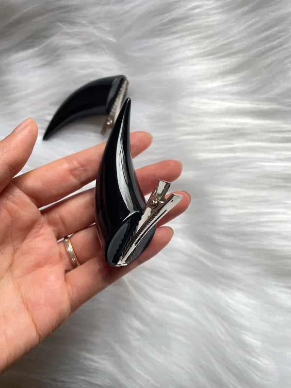 Halloween Demon Horn Hair Clips - Gothic Punk Hair Accessories for Cosplay & Parties