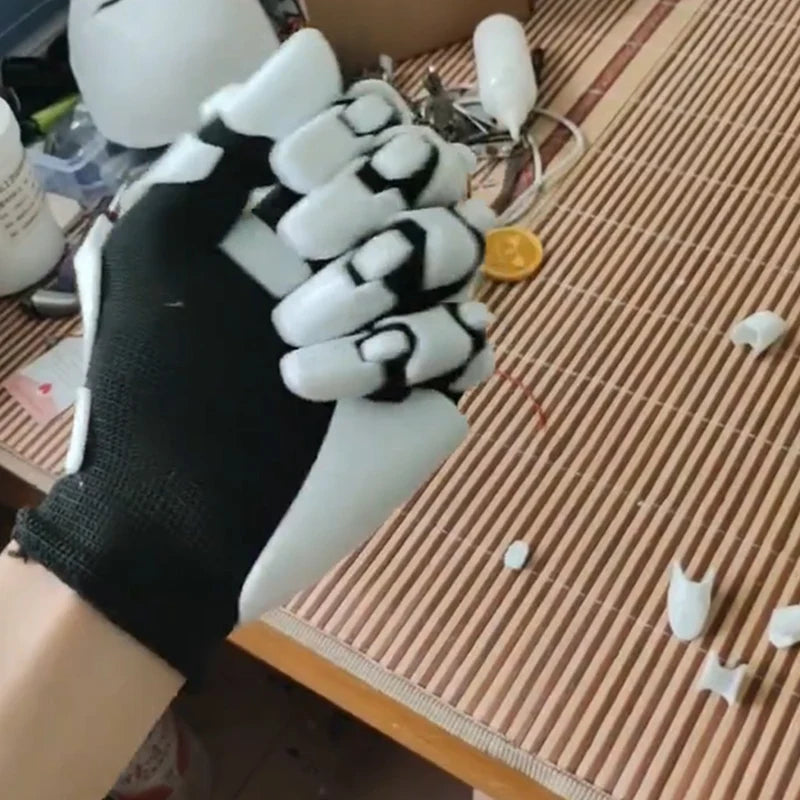 Mechanical Cosplay Gloves 3D-Printed PETG Flexible Costume Gloves - Multiple Colors
