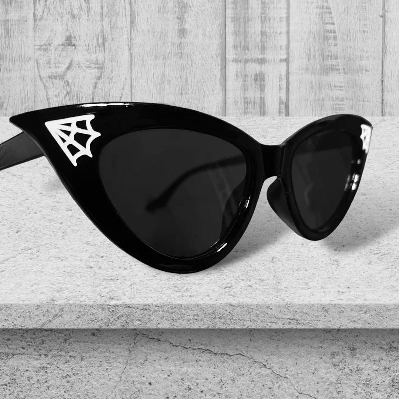 Gothic Cat Eye Spiderweb Sunglasses for Halloween Gothic Fashion & Party