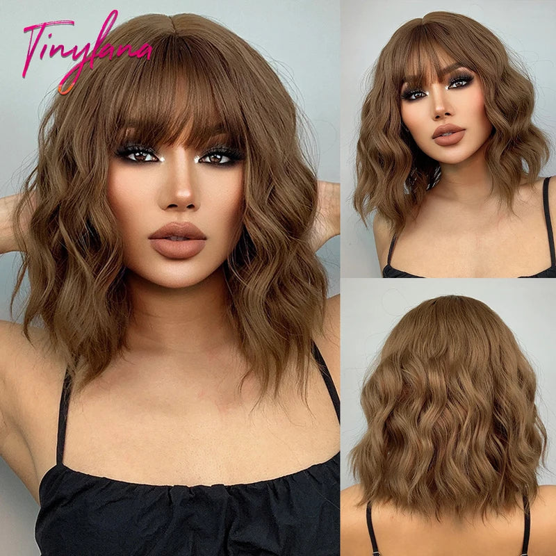 Short Wavy Honey Brown Copper Synthetic Wig with Bangs for Women - Heat-Resistant Cosplay & Daily Use