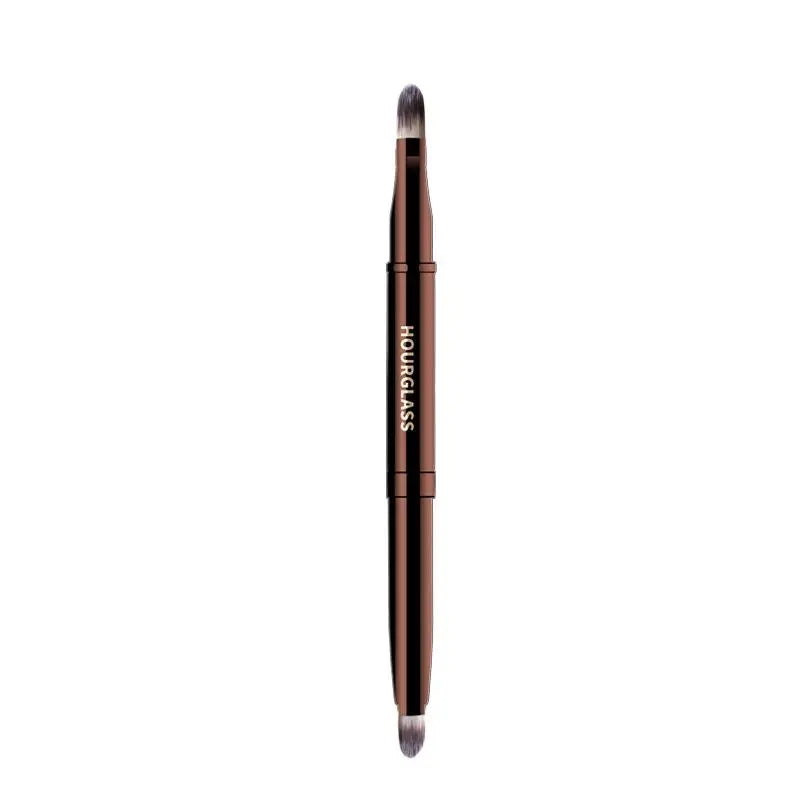 Retractable Lip Brush - Double-Ended Makeup Tool with Soft Fiber Hair