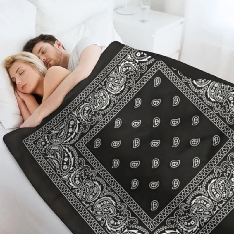 Soft Micro Plush Paisley Art Blanket - Warm Throw for Sofa & Living Room