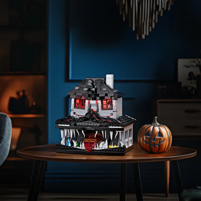 Halloween Haunted House Building Kit with LED Lights - Kids Educational Toy, 750 Pieces