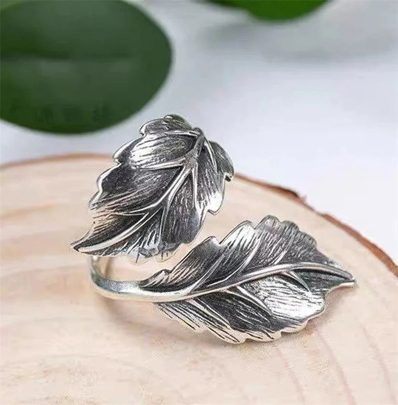 Vintage Leaf Resizable Ring for Women Silver Tone Stylish Jewelry