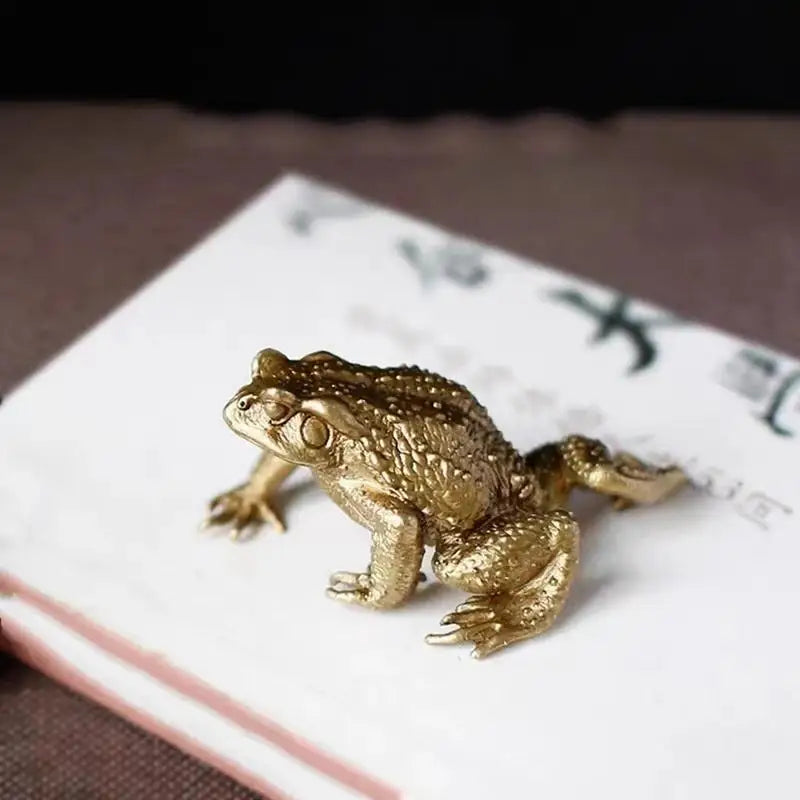 Copper Fortune Toad Figurine - Feng Shui Money Luck Decor, Indoor Outdoor