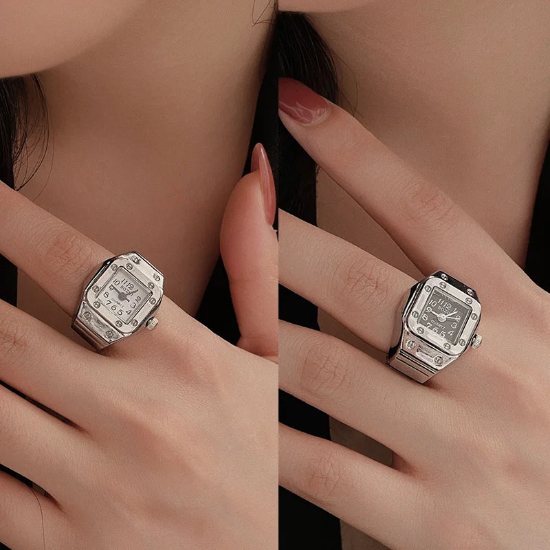 Mini Vintage Finger Ring Watch Round Creative Quartz Watch for Fashion & Couples