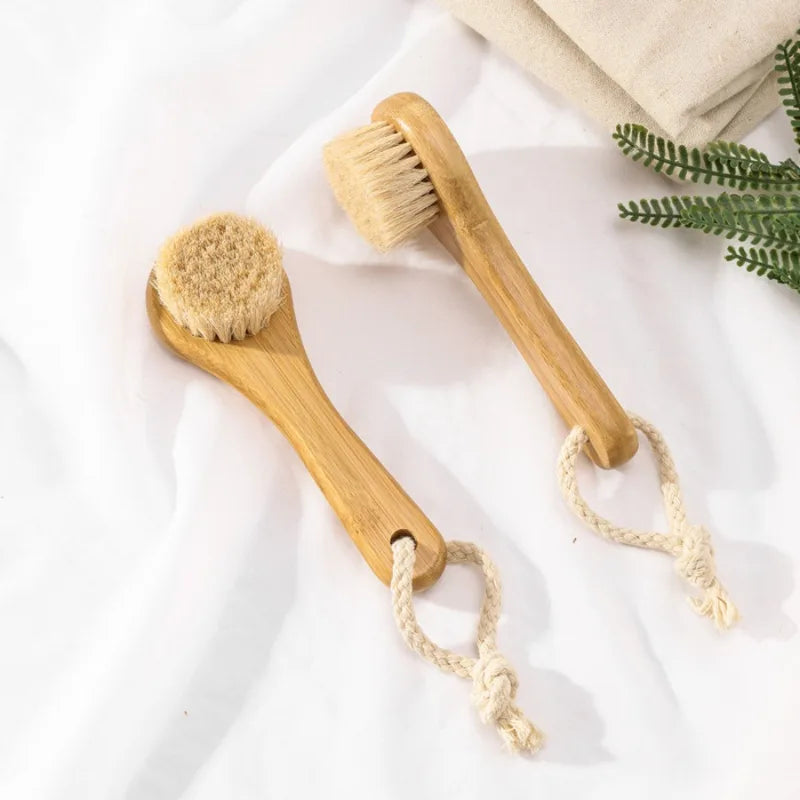 Wooden Facial Cleansing Brush for Exfoliating and Pore Cleaning