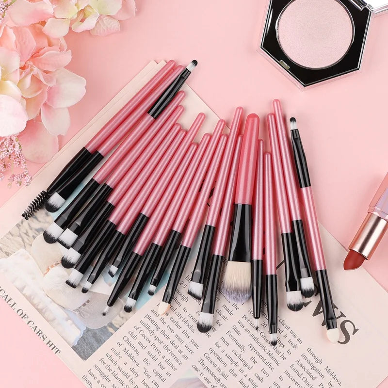 20-Piece Makeup Brush Set with Face and Eye Brushes - Professional Cosmetic Tools