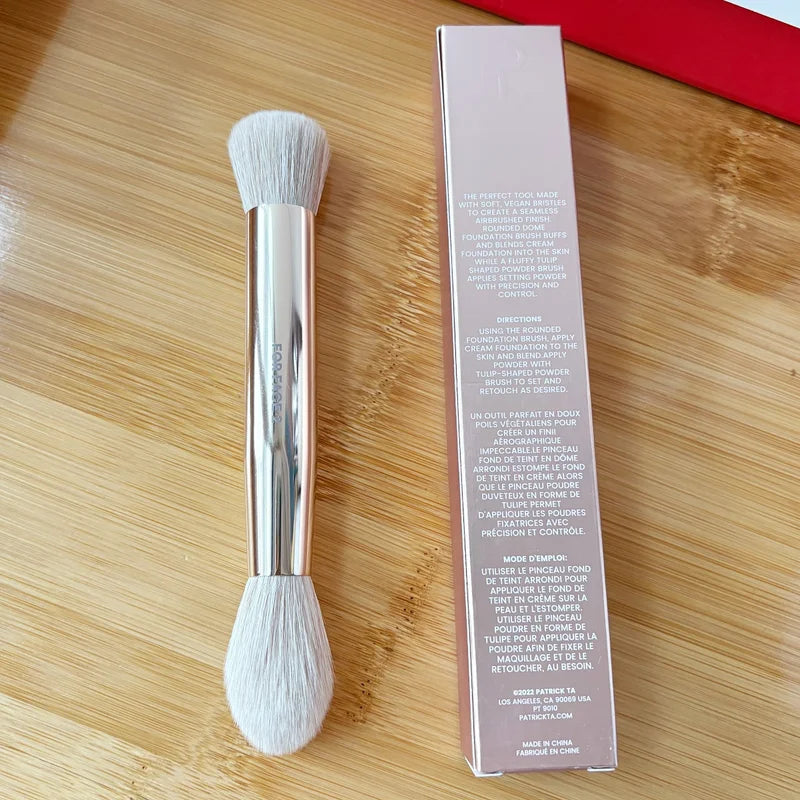 Dual-Ended Makeup Brush for Foundation & Powder - Vegan Cruelty-Free