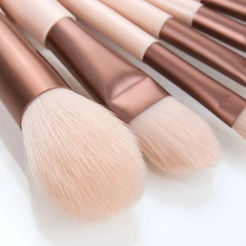 Makeup Brush Set & Sponges - Soft Nylon Bristles for Foundation Blush Eyeshadow