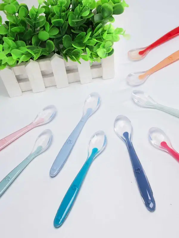 Baby Silicone Spoon Set with Star Pattern - Large & Small Training Spoons for Safe Eating