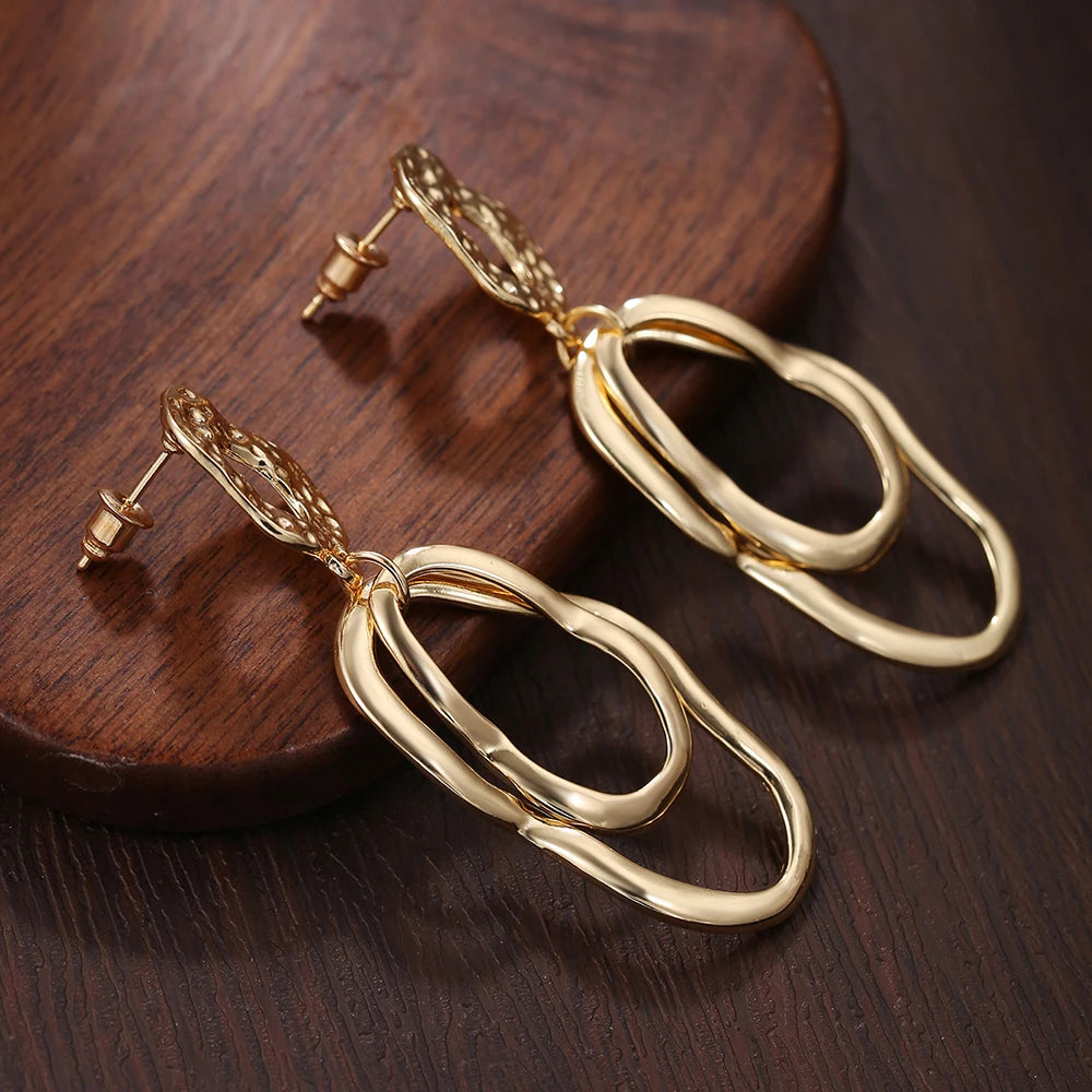 Retro Metal Geometry Irregular Clip-On Earrings for Women Long Hollow Oval Jewelry