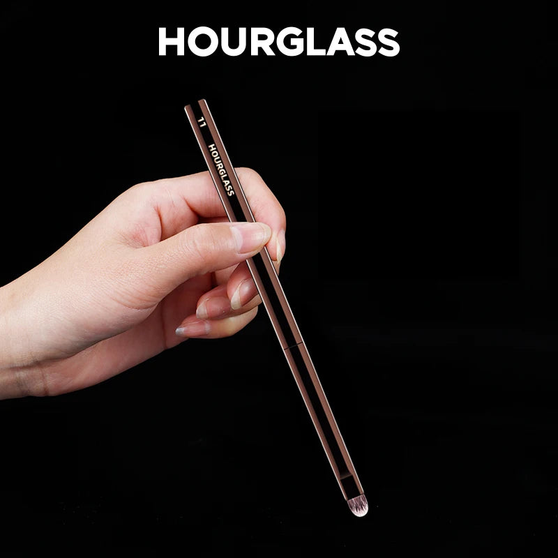 Eye Makeup Brush No.11 Eyetail Smudge Brush - Soft Skin-Friendly Fiber Hair