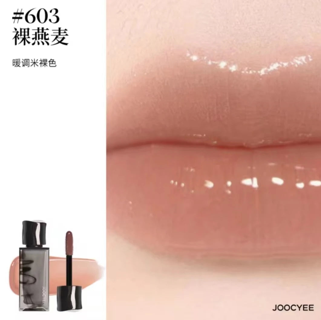 Velvet Lip Gloss Matte Lip Glaze Soft Focus Moisturizing Long-Lasting Liquid Lipstick
