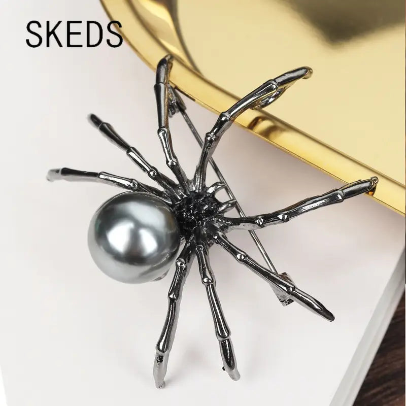 Unisex Creative Spider Brooch Pin - Exaggerated Metal Accessory for Parties and Festivals